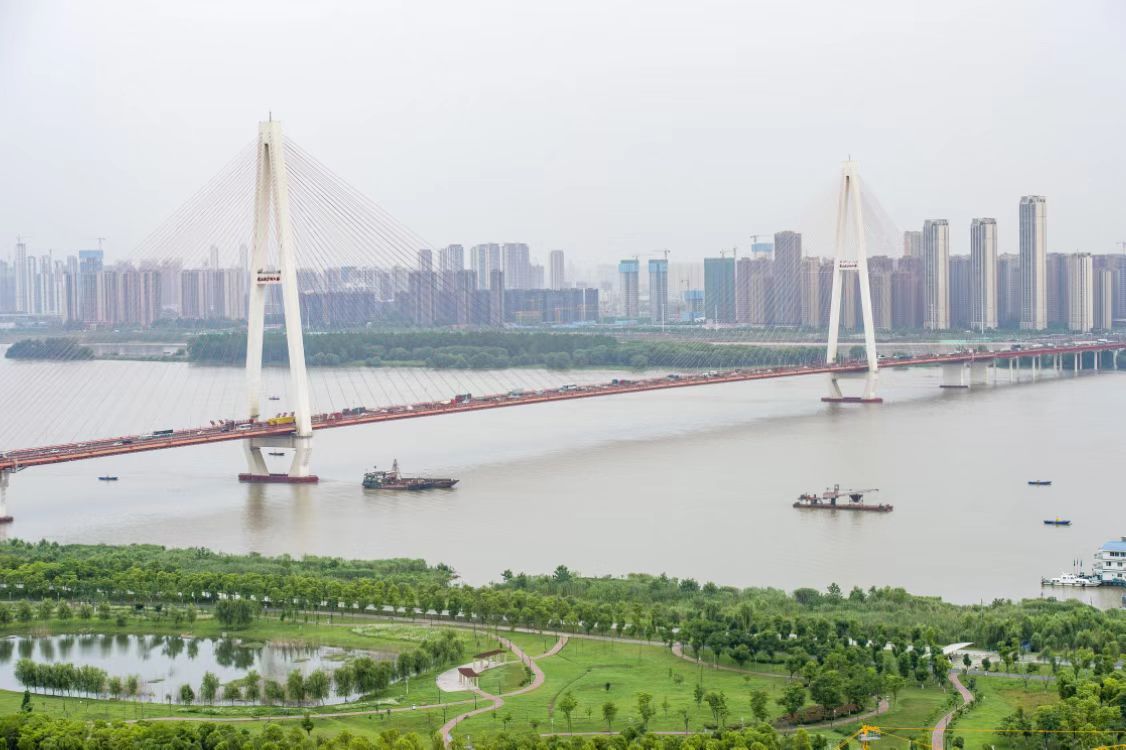 金地兰亭长江序实景图