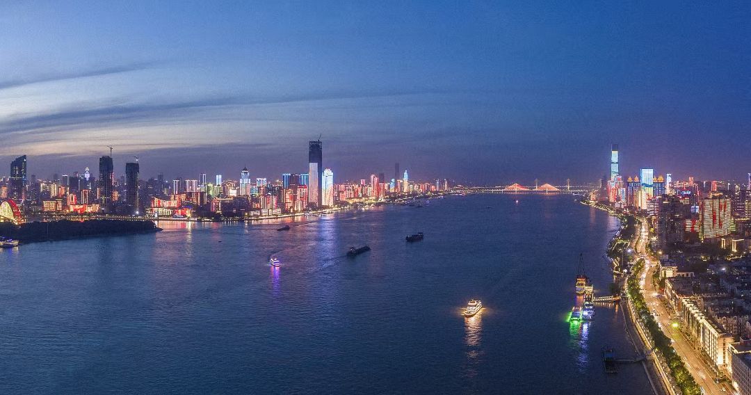 华润置地.长江天际实景图