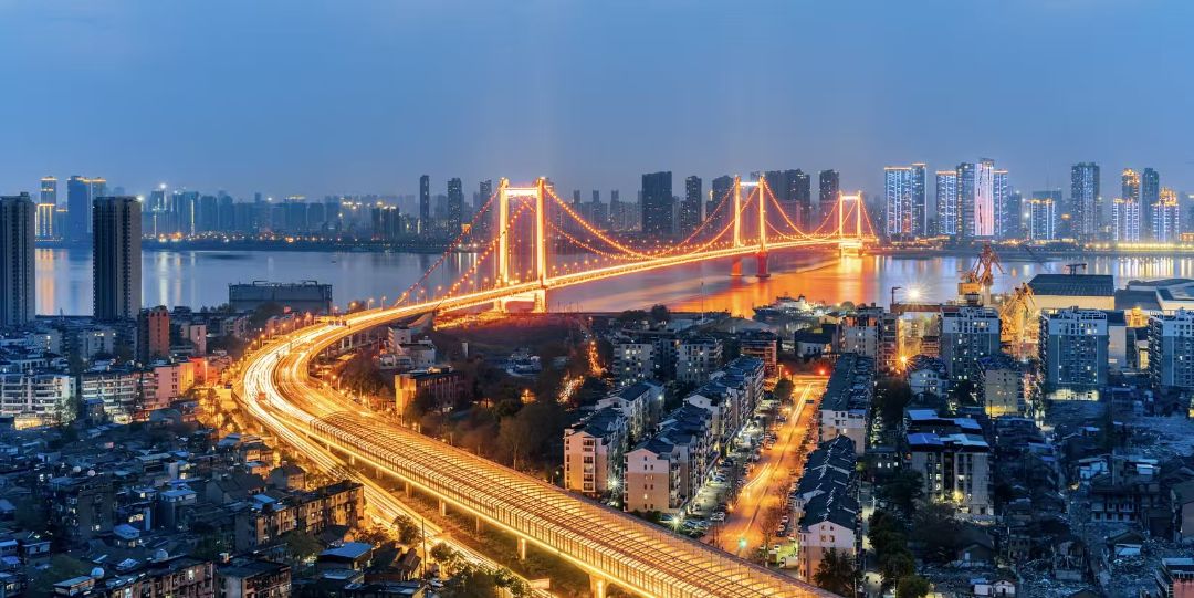 清能锦城.缦云观樾实景图